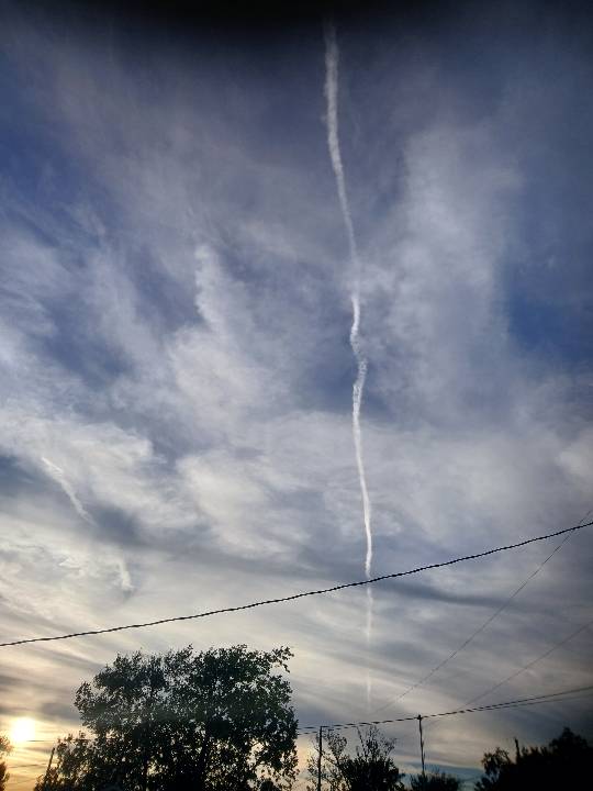 Sky photo by Bro Dude in Sulphur, LA  updated date