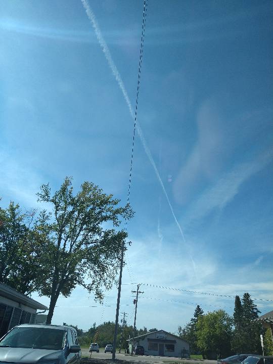 Sky photo by #ChemTracker44 in Wittenberg, wi