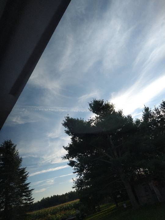 Sky photo by #ChemTracker44 in Hatley, WI
