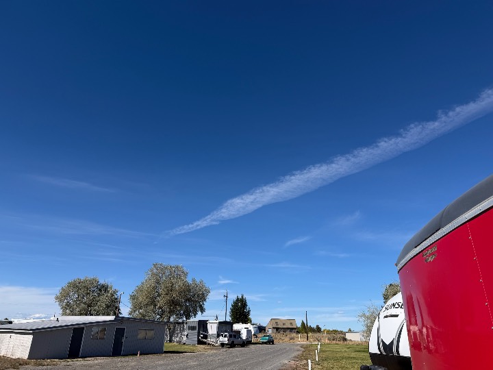 Sky photo by Eedie in Christmas Valley, Oregon