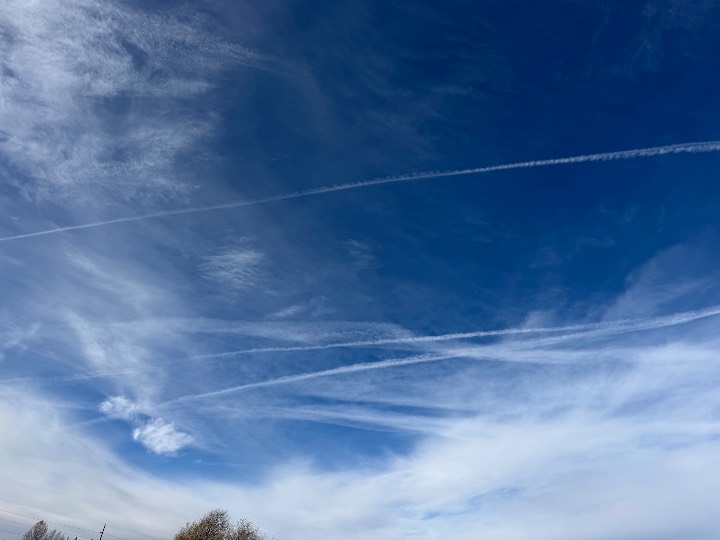 Sky photo by Eedie in Christmas Valley oregon
